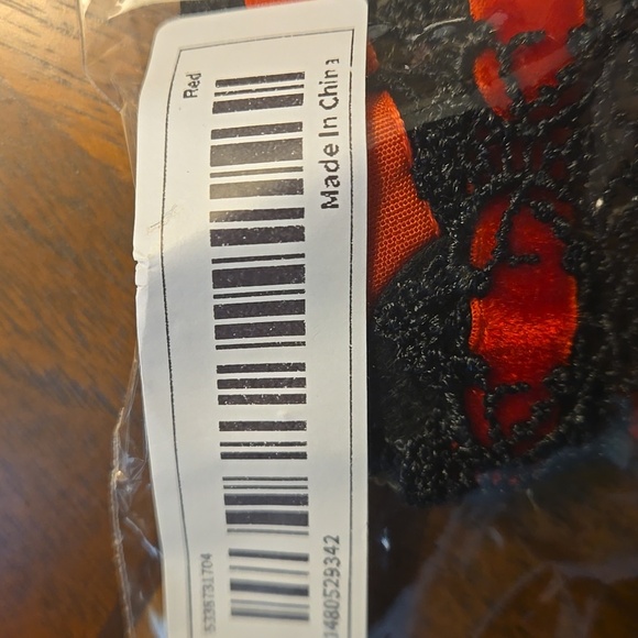 Gothic Teardrop Punk Choker Lace Necklace Vintage Style Red Black Clavicle Chain - Picture 8 of 9